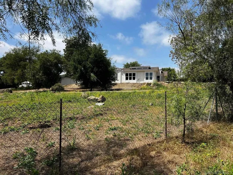 27166 Shiloh Ln, Valley Center, CA 92082