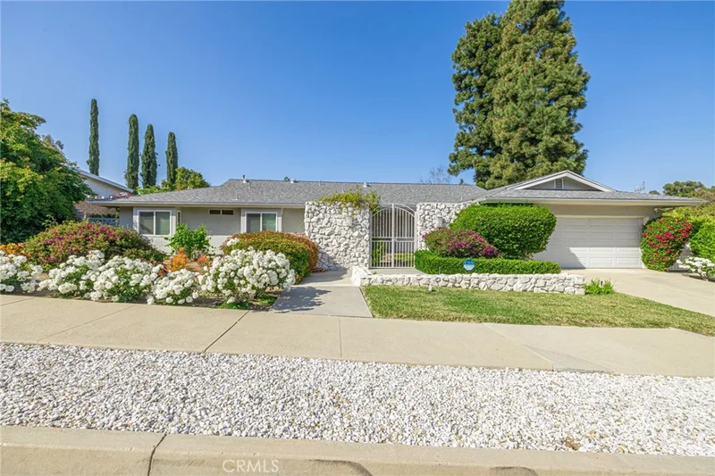 18621 Paseo Nuevo Drive, Tarzana, CA 91356