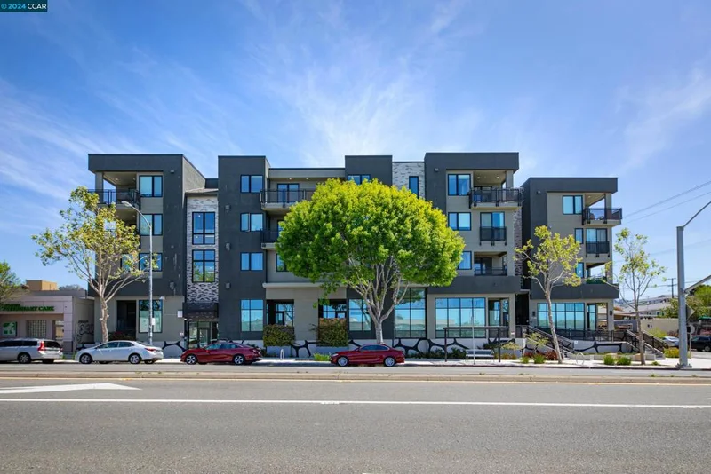 10300 San Pablo Ave 403, El Cerrito, CA 94530