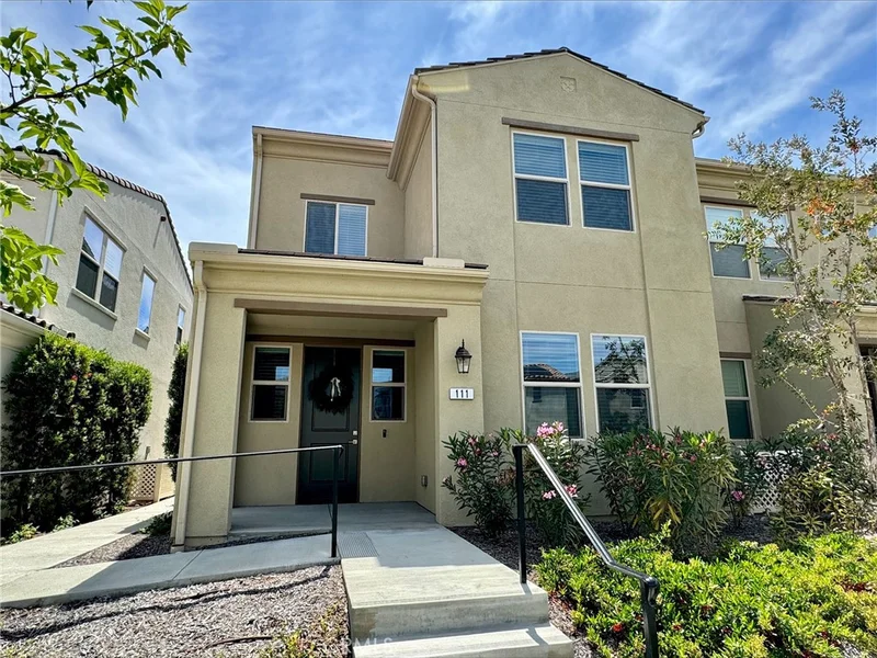4260 Powell Way 111, Corona, CA 92883