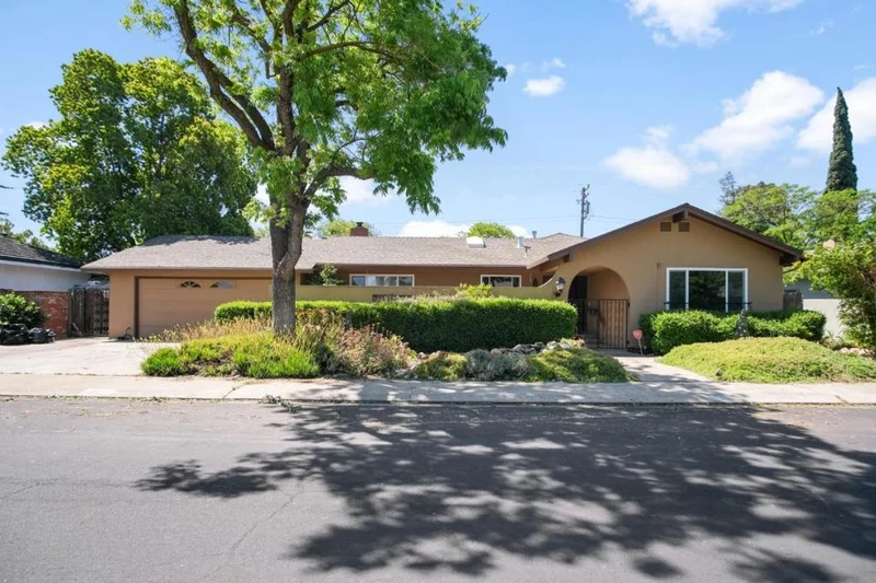 1008 Lexington Drive, Modesto, CA 95350