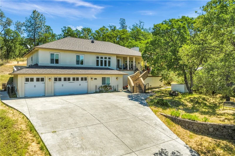19088 Moon Ridge Road, Hidden Valley Lake, CA 95467