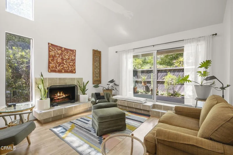 1014 Creekside Way B, Ojai, CA 93023