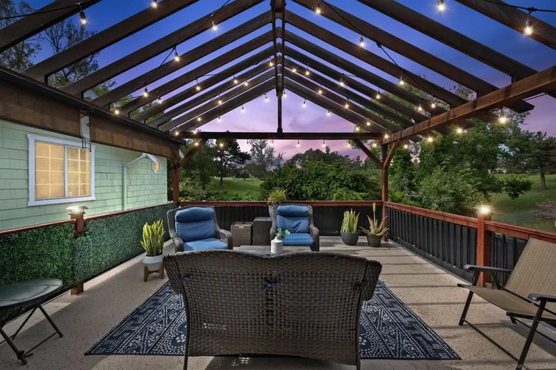 2726 A St, San Diego, CA 92102
