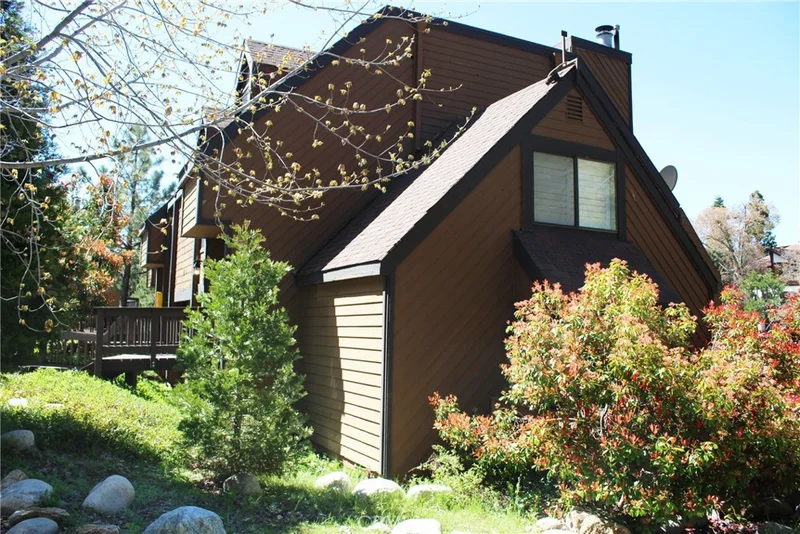 1130 Pinecrest Road 13, Twin Peaks, CA 92391