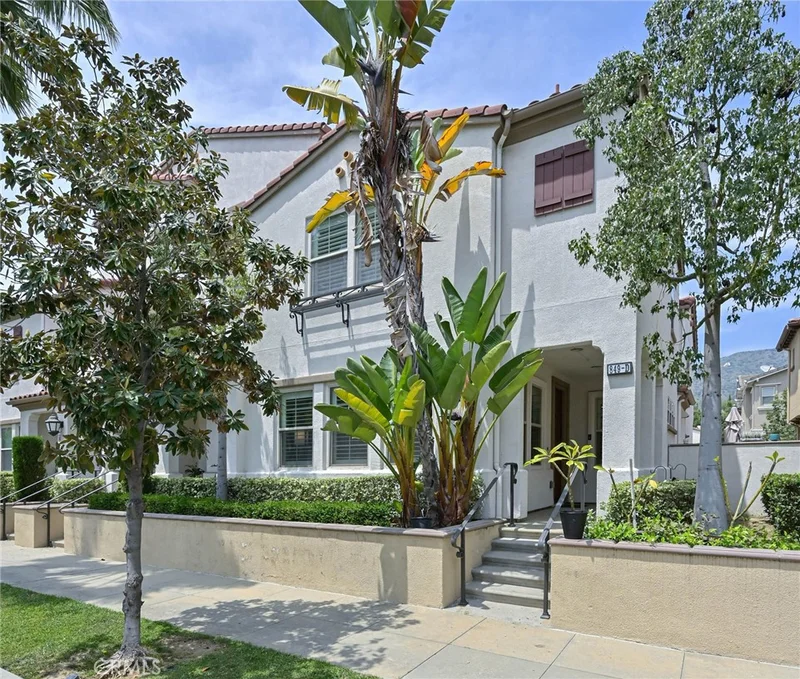 849 E Promenade D, Azusa, CA 91702