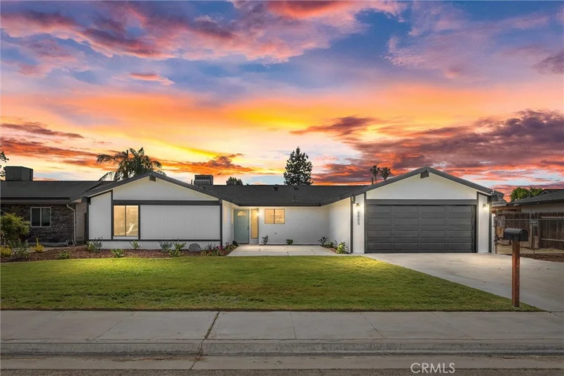 8805 Clydesdale Street, Bakersfield, CA 93307