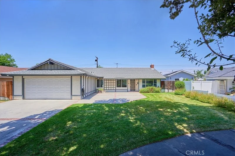 8949 Hope Avenue, Riverside, CA 92503