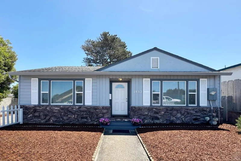 1852 Vallejo Street, Seaside, CA 93955