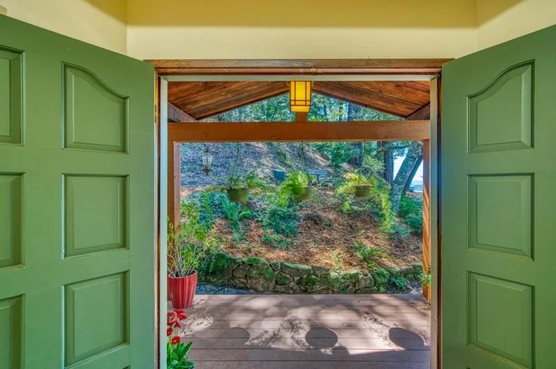 22420 Old Logging Road, Los Gatos, CA 95033