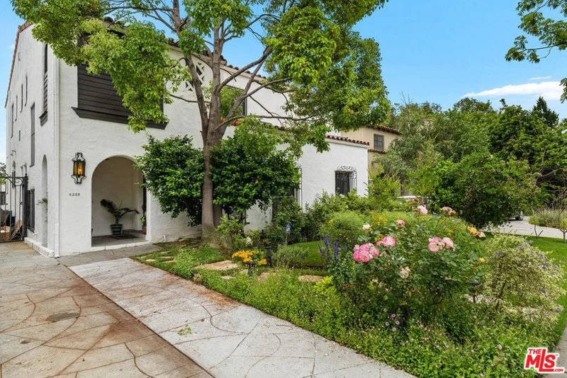 6258 Warner Drive, Los Angeles, CA 90048