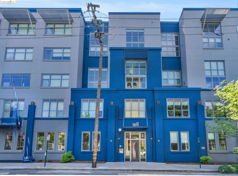 1001 46th St 204, Oakland, CA 94608
