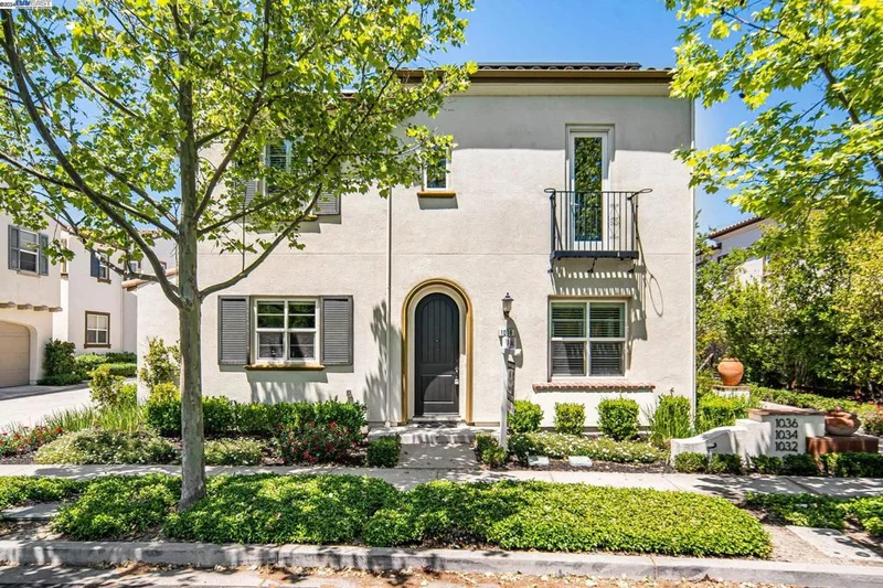 1036 Applewood Dr, San Ramon, CA 94582