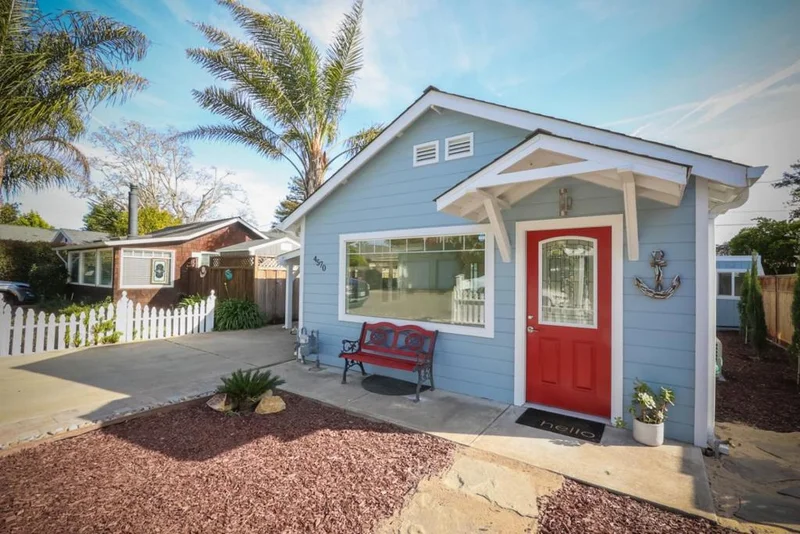 4570 Crystal Street, Capitola, CA 95010