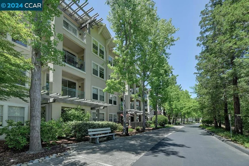 1860 Tice Creek Dr 1212, Walnut Creek, CA 94595