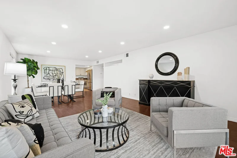 1037 N Vista Street 201, West Hollywood, CA 90046