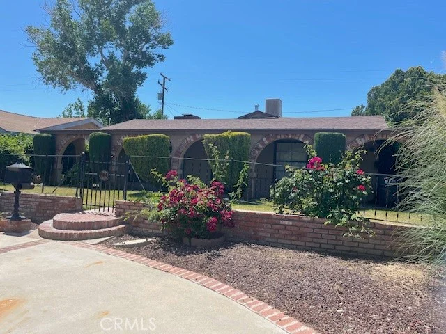 624 W Avenue J8, Lancaster, CA 93534