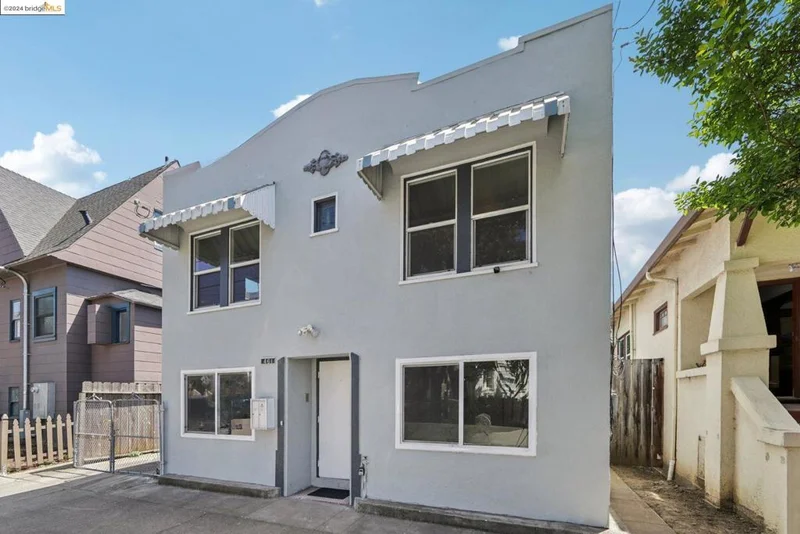 461 49th St, Oakland, CA 94609