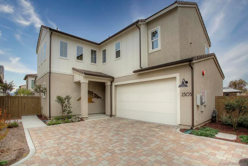 2305 Venus Ct, Spring Valley, CA 91977