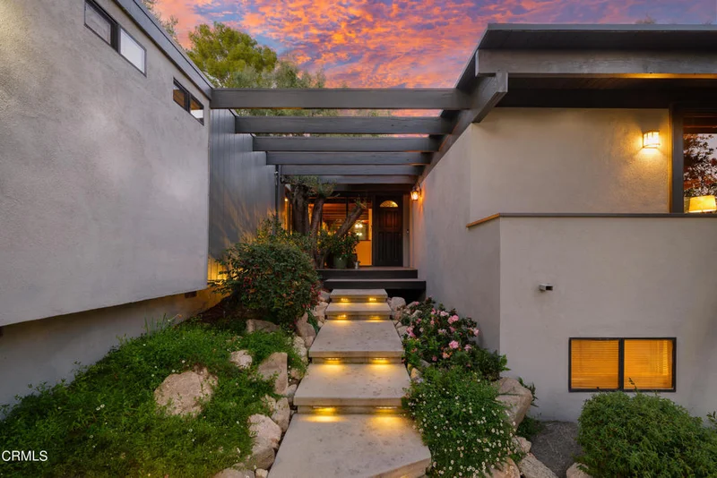 2303 Janet Lee Drive, La Crescenta, CA 91214