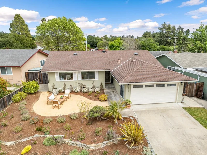 624 Cabrillo Avenue, Santa Cruz, CA 95065