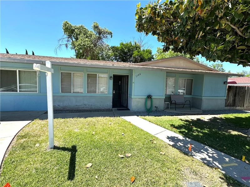 1144 Shirley Court, Dos Palos, CA 93620