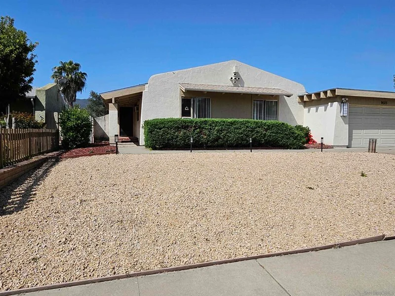 9023 Inverness St, Santee, CA 92071