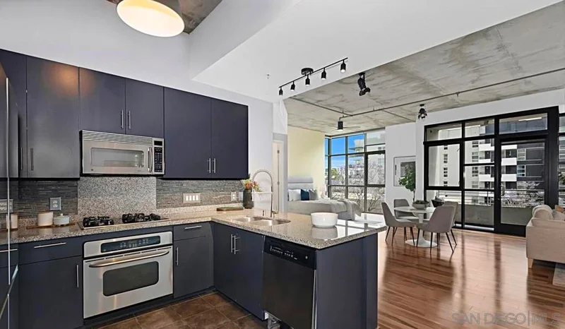 1050 Island Ave 402, San Diego, CA 92101