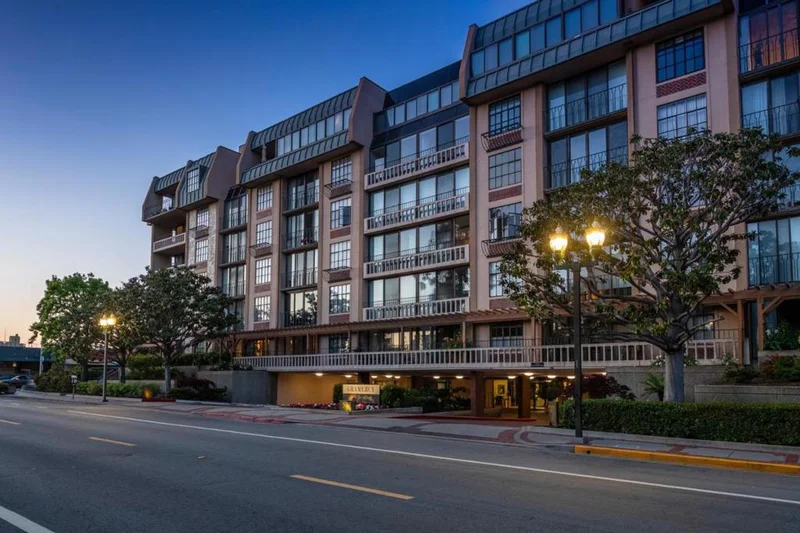 555 Laurel Avenue 403, San Mateo, CA 94401