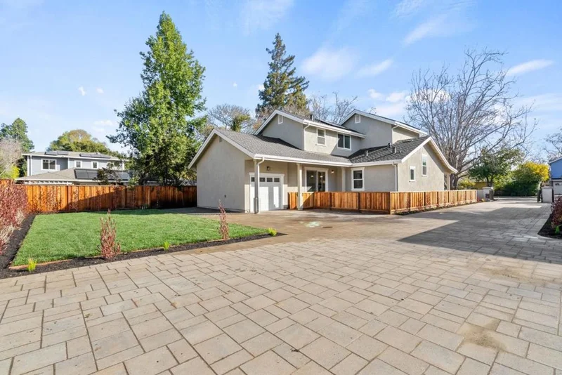 275 Willow Road, Menlo Park, CA 94025