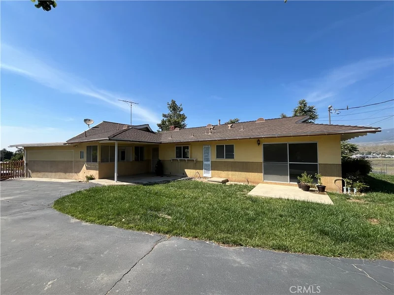 25953 1st Street, Hemet, CA 92544