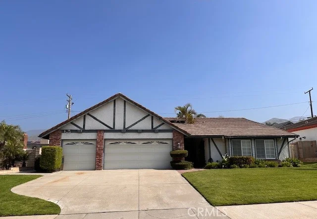 25740 Mesa Court, San Bernardino, CA 92404
