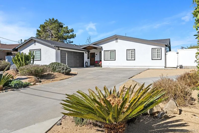 12344 Buckskin Trl, Poway, CA 92064