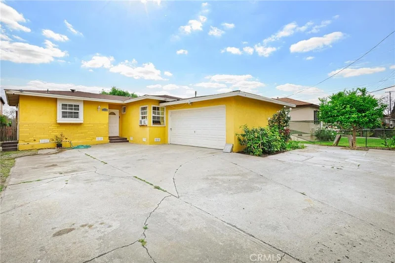 118 E Johnson Street, Compton, CA 90220