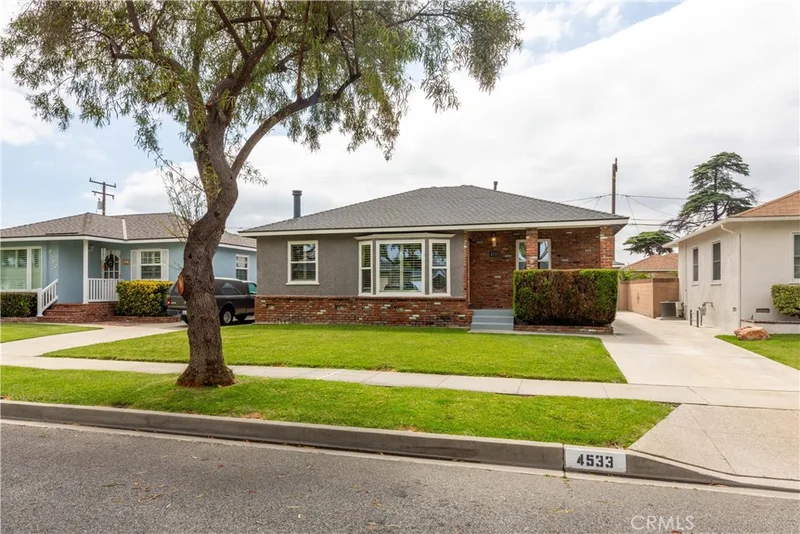 4533 Ladoga Ave., Lakewood, CA 907013