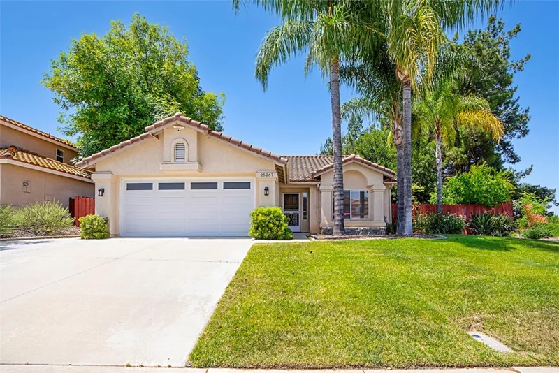 25267 Corte Sombrero, Murrieta, CA 92563