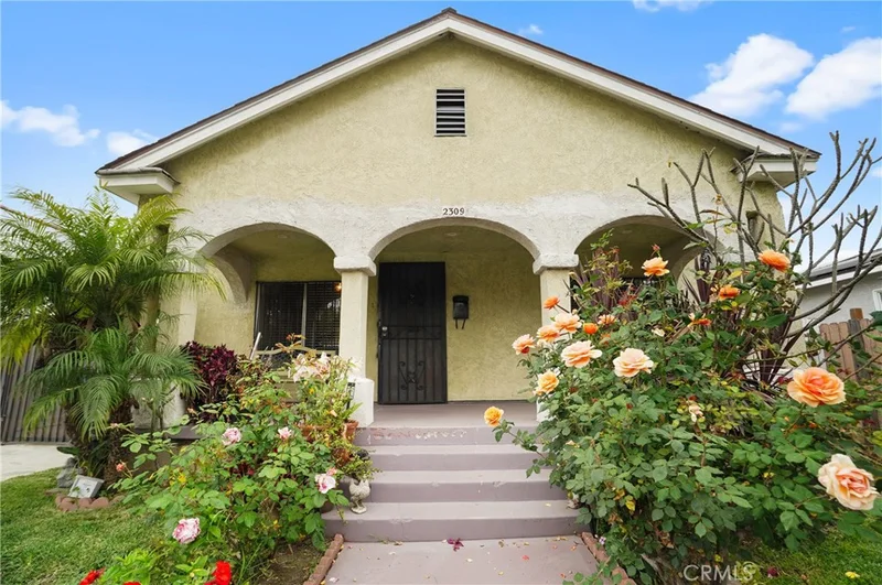 2309 Pasadena Avenue, Long Beach, CA 90806