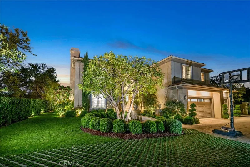 4245 Balcony Drive, Calabasas, CA 91302