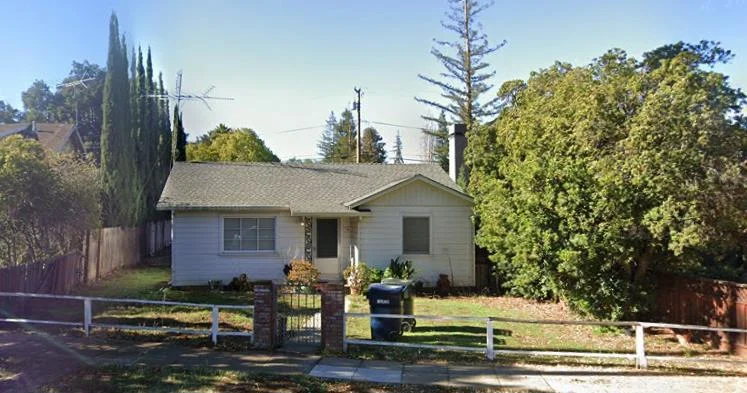 562 Palm Avenue, Los Altos, CA 94022