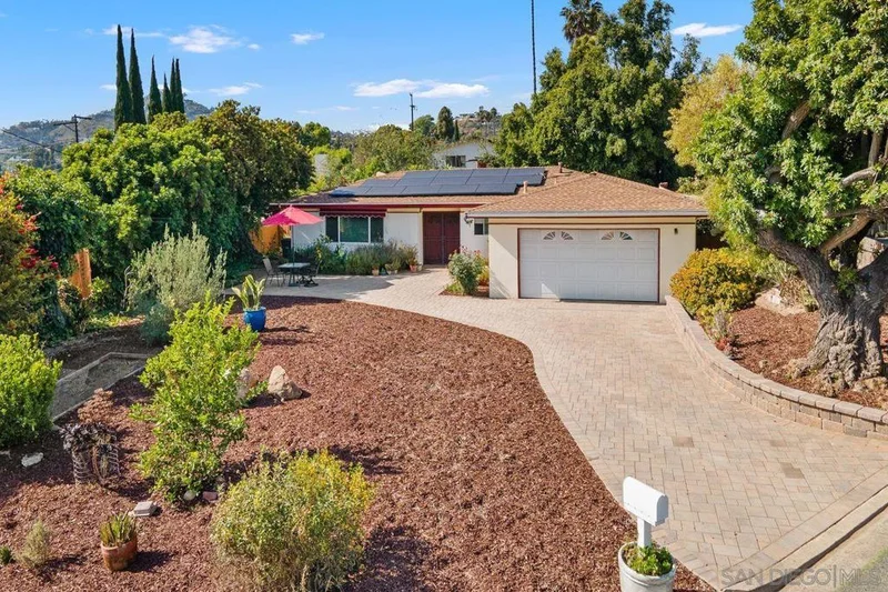 10264 Herdfield Way, Spring Valley, CA 91977
