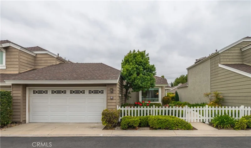 23 Edgestone 139, Irvine, CA 92606