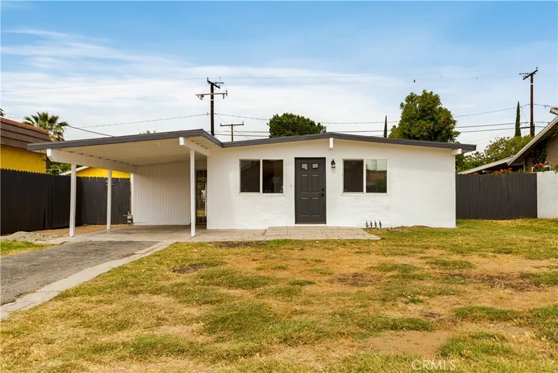 11542 Cedar Avenue, Bloomington, CA 92316