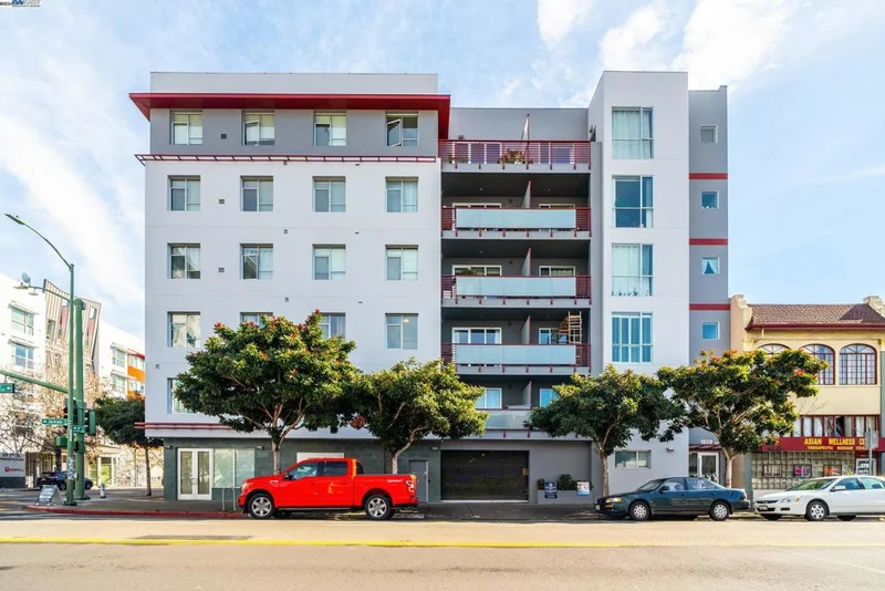 1020 Jackson St 301, Oakland, CA 94607