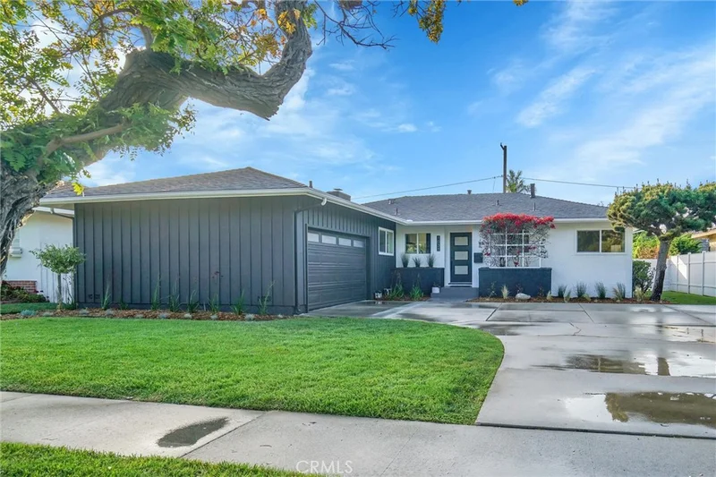 1035 E 46th Street, Long Beach, CA 90807