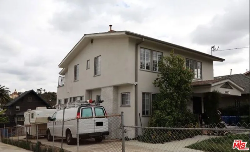 1457 Allison Avenue photo 2
