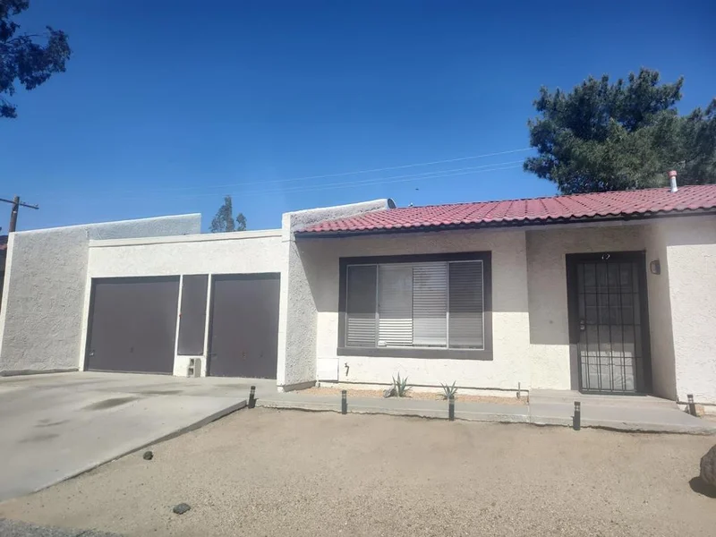 56279 Buena Vista Drive 12, Yucca Valley, CA 92284