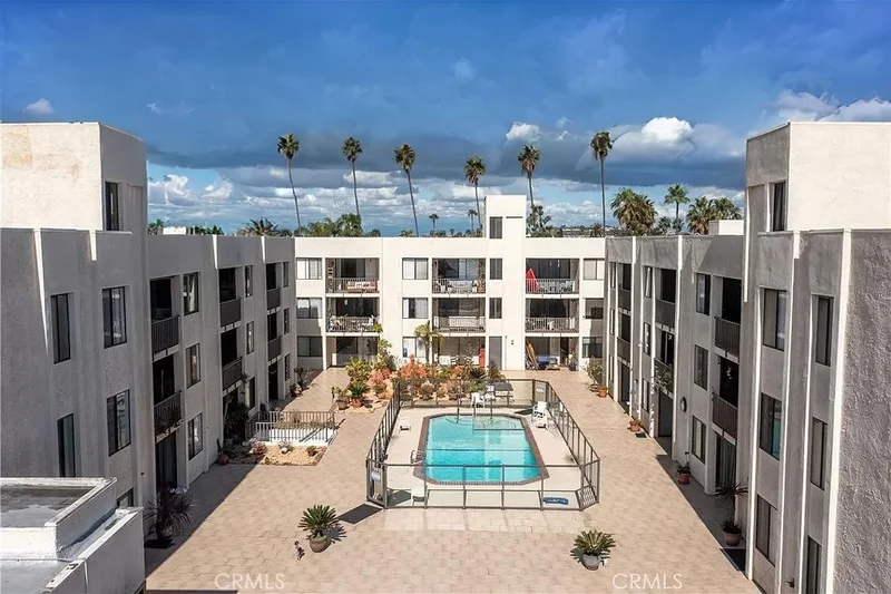 1140 E Ocean Boulevard 102, Long Beach, CA 90802