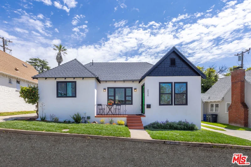 2536 Devonshire Lane, Altadena, CA 91001