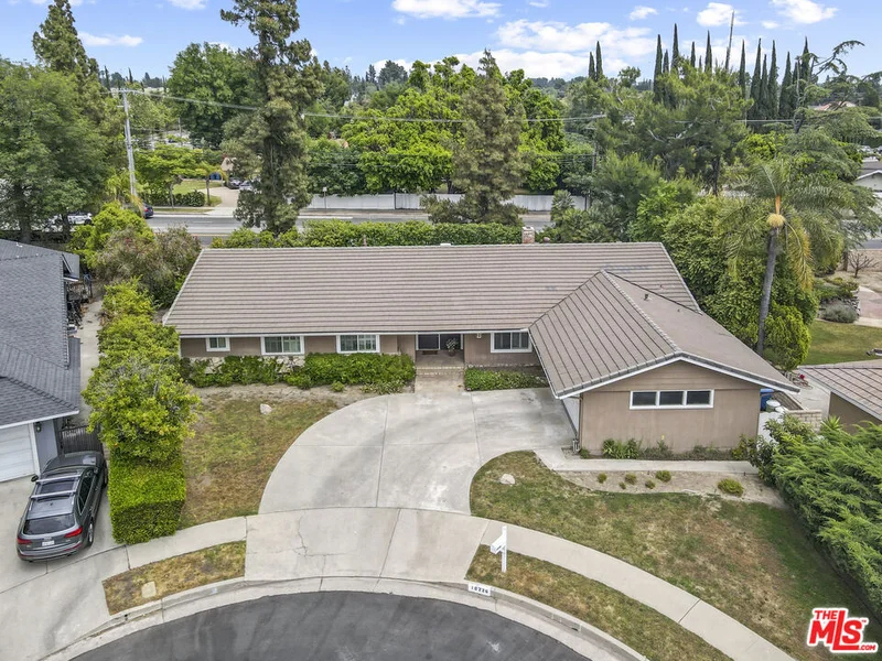 10226 Topeka Drive, Northridge, CA 91324
