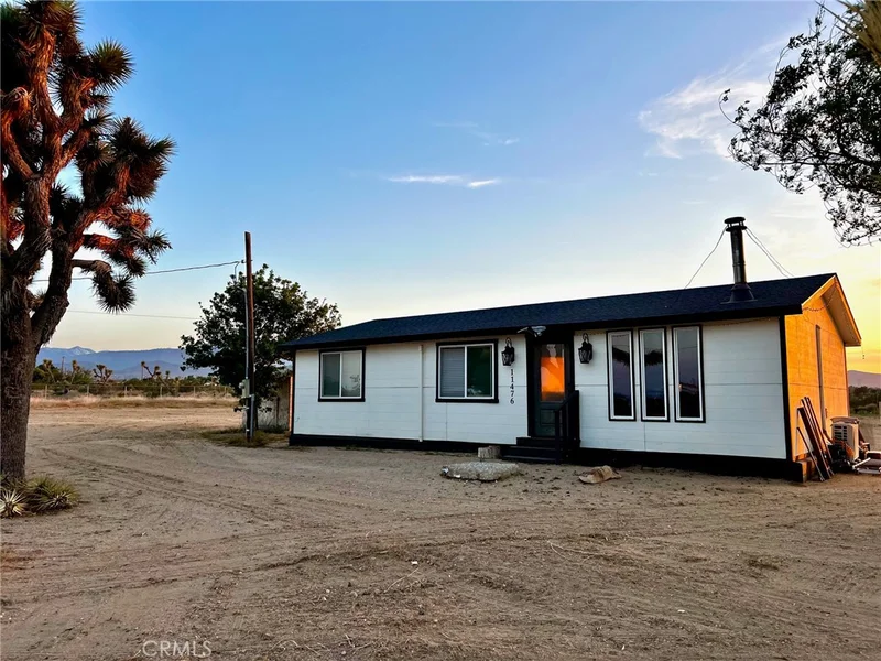 11476 Acanthus Street, Phelan, CA 92371